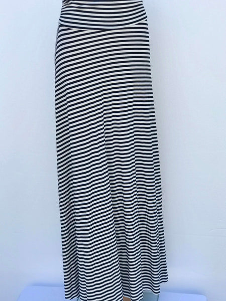 Striped Maxi Skirt -Black and White - TARU Clothing