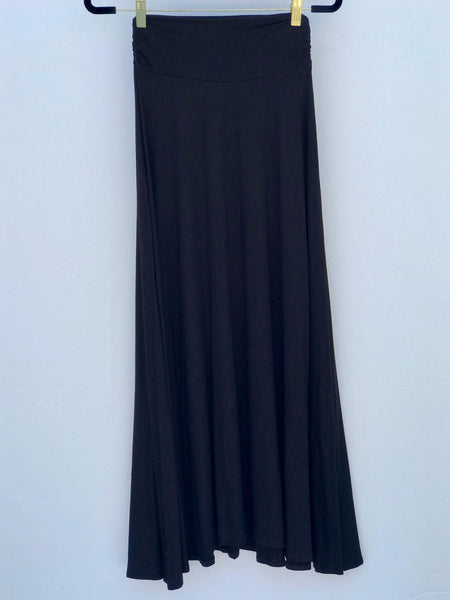 Maxi Skirt - Black - TARU Clothing