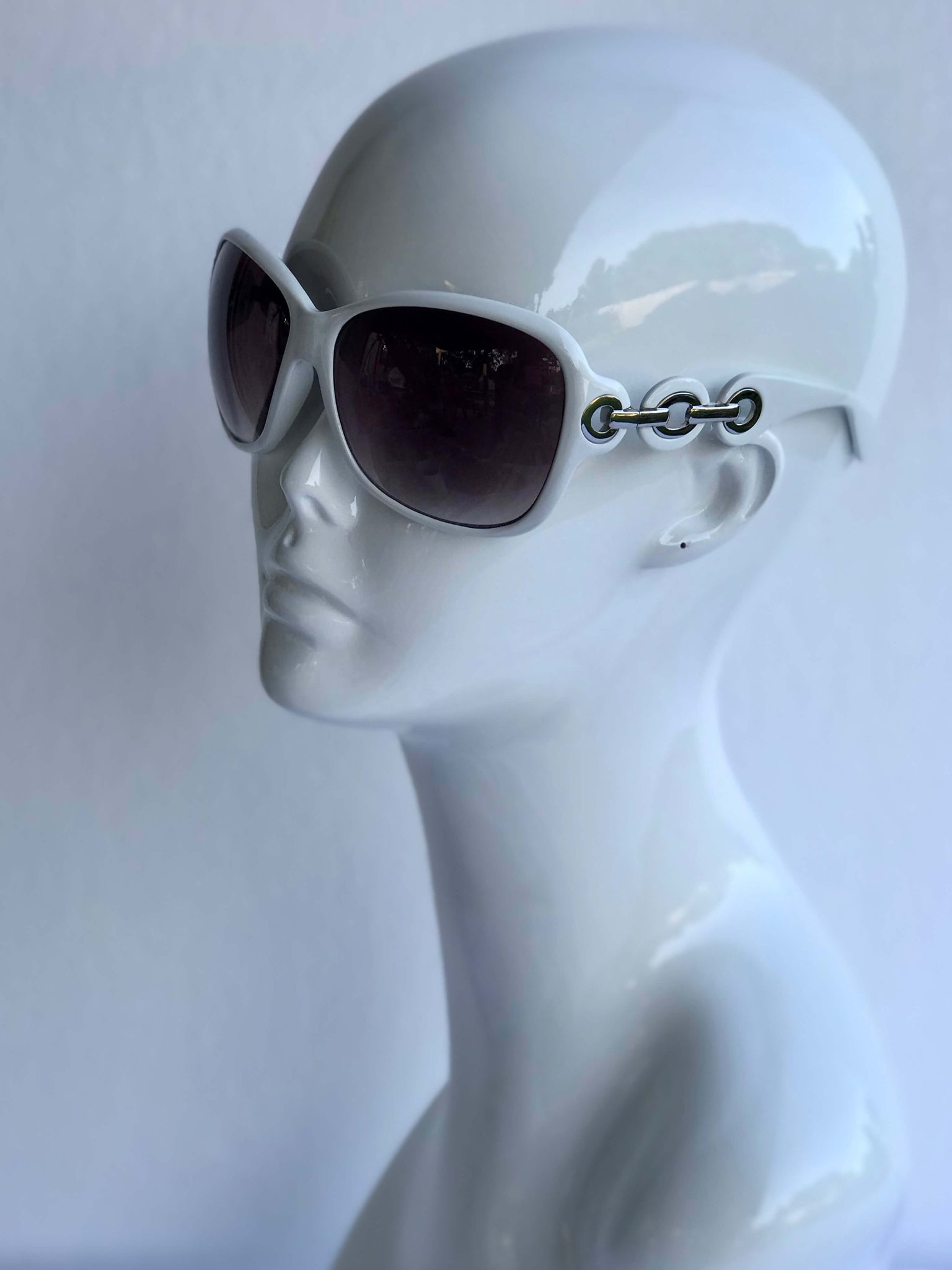 White Sunglasses With Silver Links